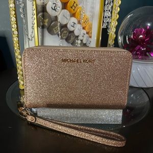 Michael Kors Rose Gold Sparkle Wallet / Phone Case NWT $198